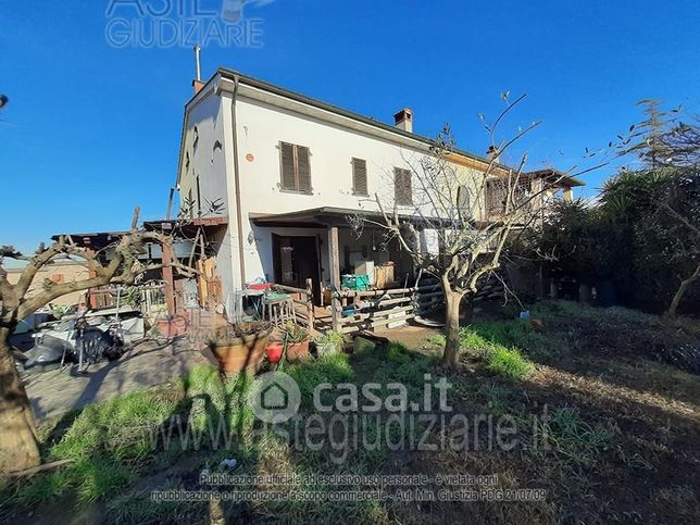 Appartamento in residenziale in Via Santa Maria 166