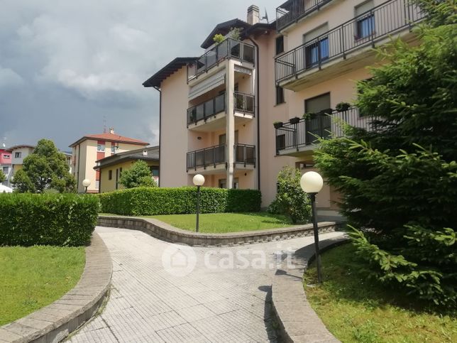 Appartamento in residenziale in Via C.Battisti