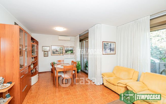 Appartamento in residenziale in Via Toscana 17