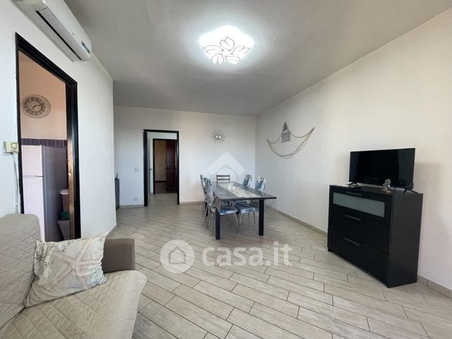 Appartamento in residenziale in Via Traiano 18