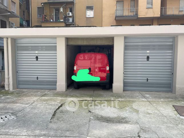 Garage/posto auto in residenziale in Via Algarotti 4