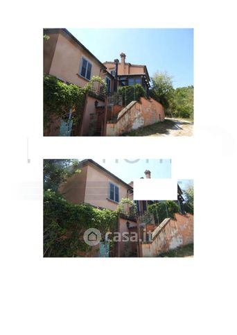 Villa in residenziale in Frazione villa romita