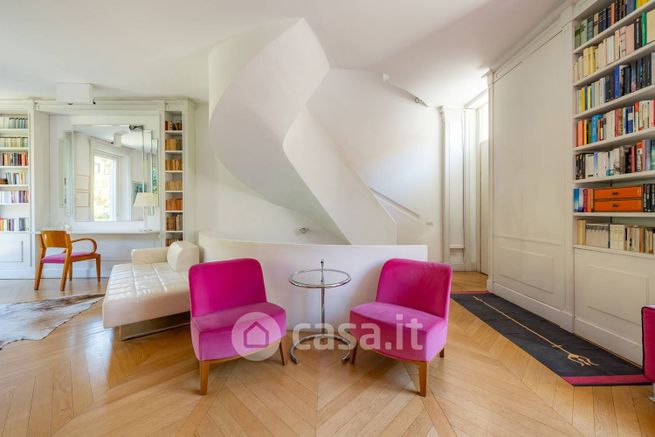 Casa bi/trifamiliare in residenziale in Via Privata Ischia