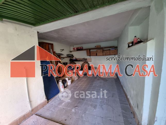 Garage/posto auto in residenziale in Via Germania 34