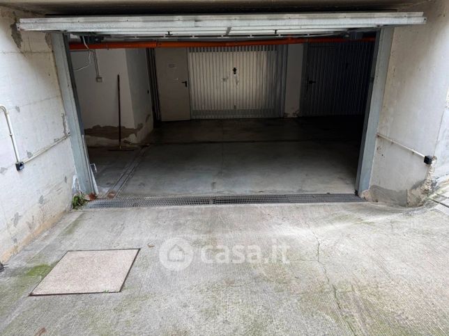 Garage/posto auto in residenziale in Via Suor Teresa Veronesi