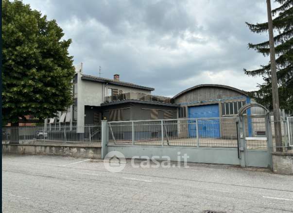 Capannone in commerciale in Strada Orbassano