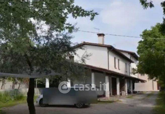 Appartamento in residenziale in Via Brega 97