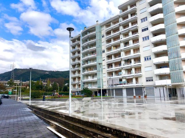 Garage/posto auto in residenziale in Via Pepe Guglielmo