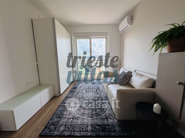 Appartamento in residenziale in Viale Campi Elisi 60