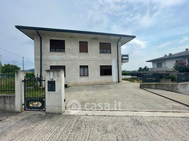 Appartamento in residenziale in Via del Lavoro 2