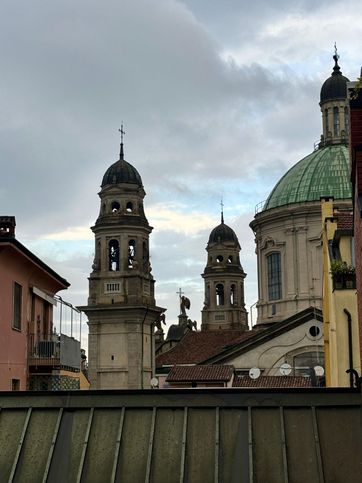 Appartamento in residenziale in Via Fieno 1