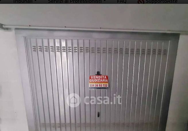 Box/posto auto in residenziale in Via Brigata Messina