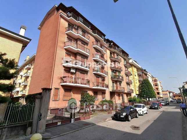 Appartamento in residenziale in Via Don Pompeo Beretta 38