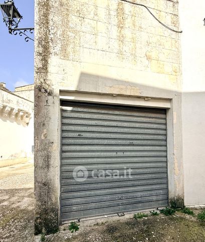 Box/posto auto in residenziale in Via Domenico Murciano 18