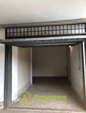 Box/posto auto in residenziale in Via Giovanni Amendola