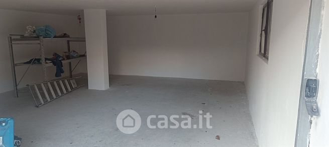 Garage/posto auto in residenziale in 