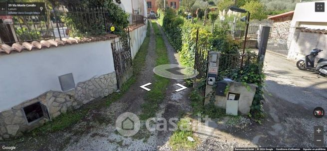 Villa in residenziale in Via Monte Cavallo 39