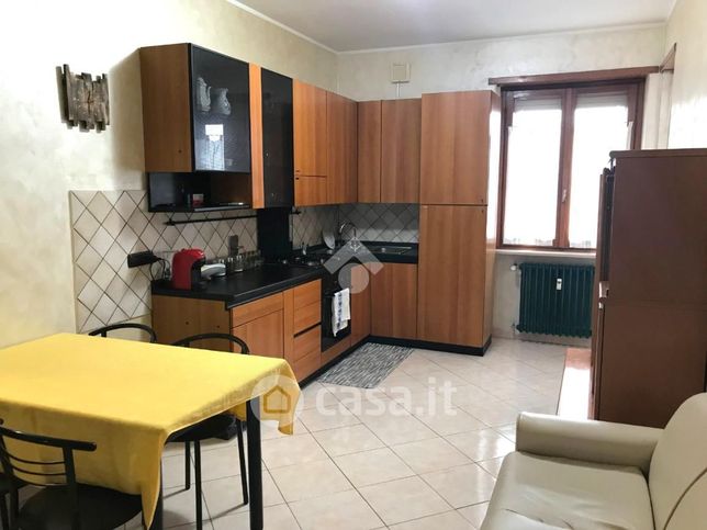 Appartamento in residenziale in Via Monte Rosa 13