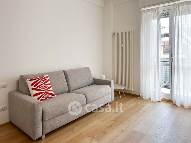Appartamento in residenziale in Via Savona 90 /a