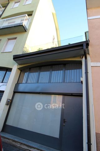 Negozio/locale commerciale in commerciale in galilei 40