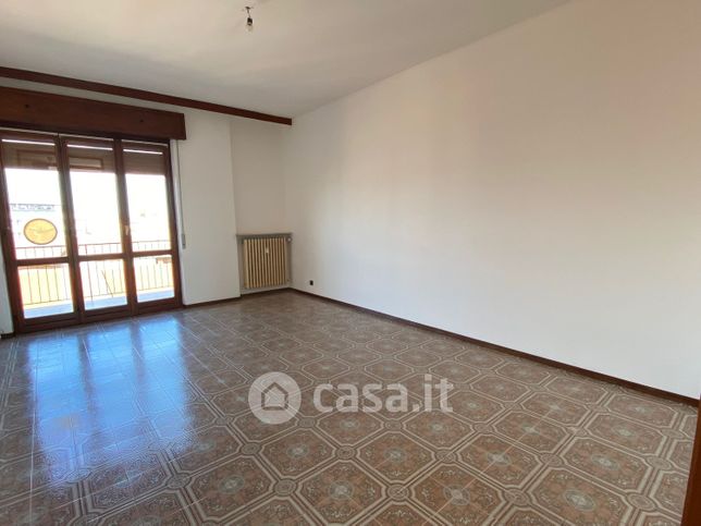 Appartamento in residenziale in Via Luigi Poma 7