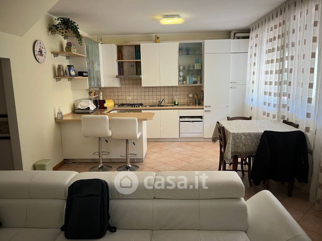 Appartamento in residenziale in Via del Grillotto