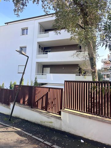 Appartamento in residenziale in Viale Cortina d'Ampezzo