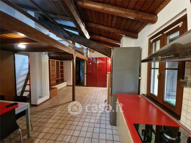 Appartamento in residenziale in Via Caio Plinio 71