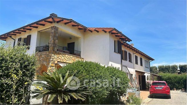 Appartamento in residenziale in Strada del Tirreno