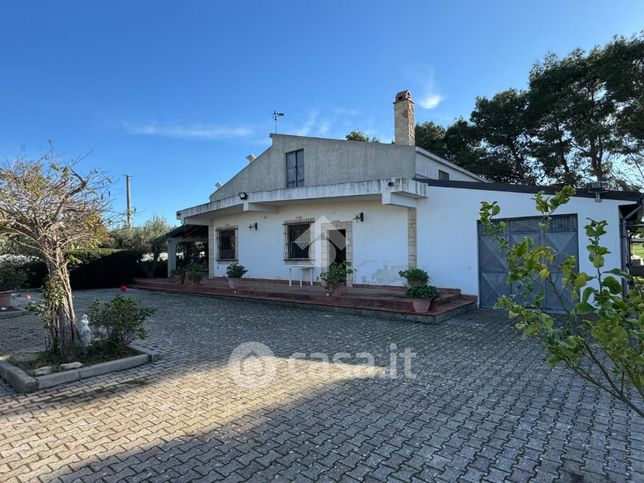 Casa indipendente in residenziale in Contrada drasi