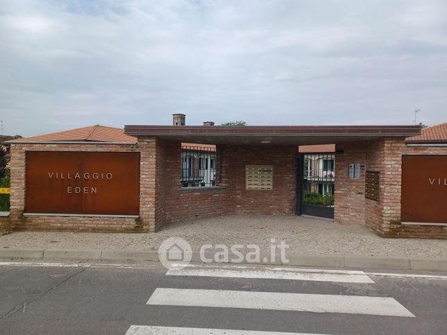 Appartamento in residenziale in Via Don Angelo Ferrario 29