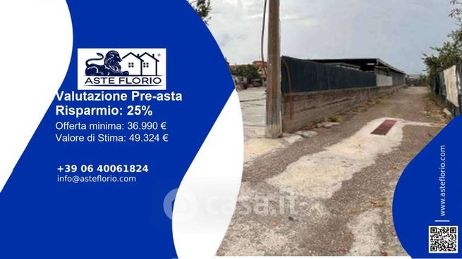 Terreno agricolo in commerciale in Via Scafati 254