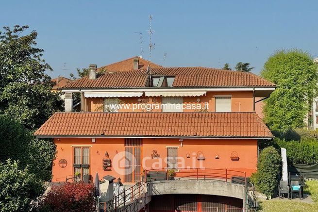 Villetta a schiera in residenziale in Via Toscana