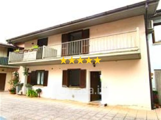 Appartamento in residenziale in Via dei Vigneti