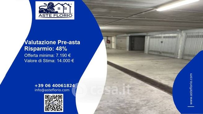 Box/posto auto in residenziale in Via Martiri della Libertà