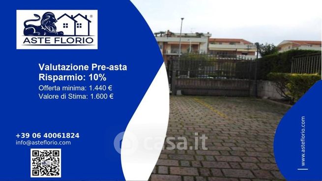 Box/posto auto in residenziale in Via Nazionale 2