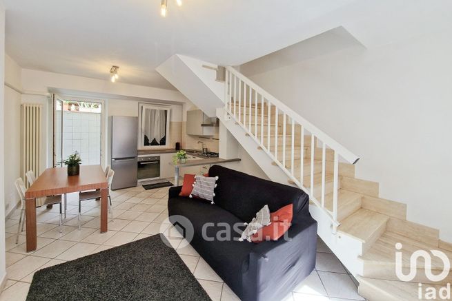 Casa indipendente in residenziale in Via Conchiglia 135