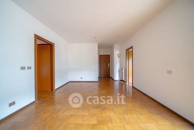 Appartamento in residenziale in Via Don Luigi Guanella 13