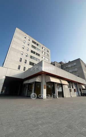 Ufficio in commerciale in Via XXV Aprile 23 /C