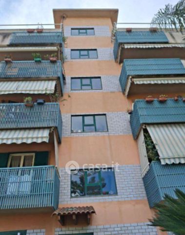 Appartamento in residenziale in Via Calamaro 27