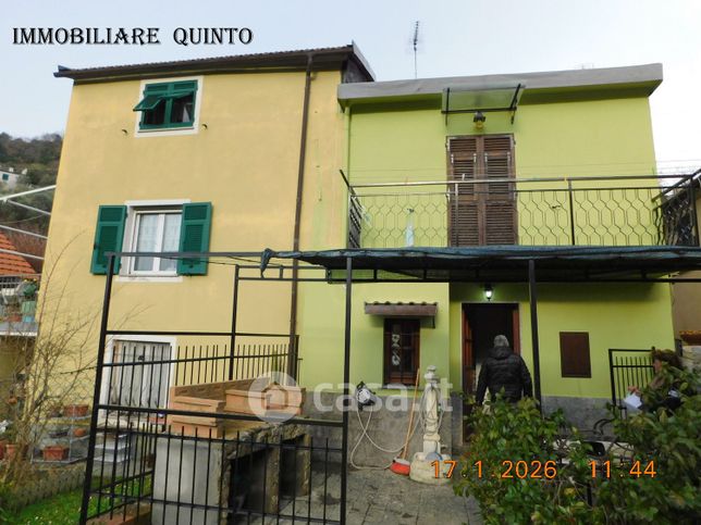 Appartamento in residenziale in Via Villa 18