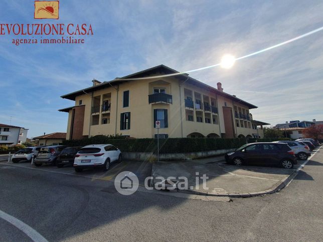 Ufficio in commerciale in Via Cau de Mezo