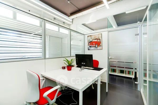 Ufficio in commerciale in Piazza Antonio Baldini 33