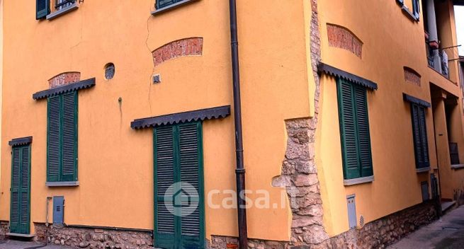 Appartamento in residenziale in Via Dossi Donato 9