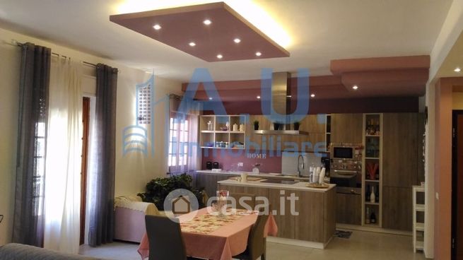 Appartamento in residenziale in Via Torino 8 b