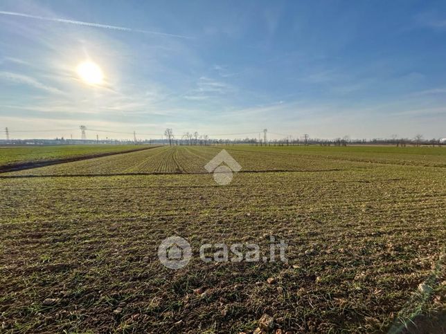 Terreno agricolo in commerciale in Via Leonardo da Vinci