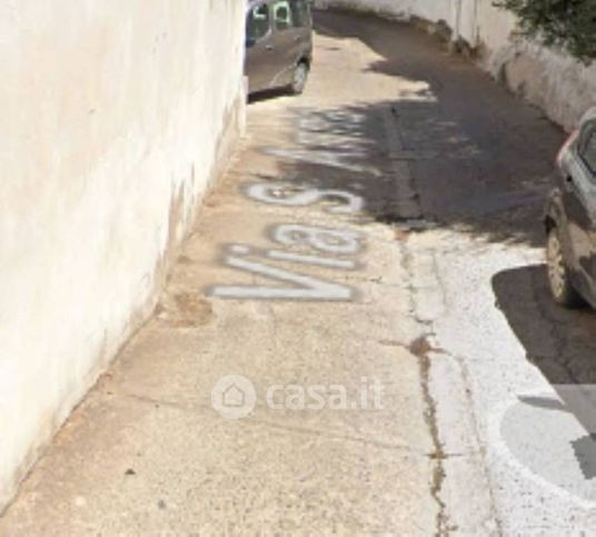 Box/posto auto in residenziale in Via San Anna