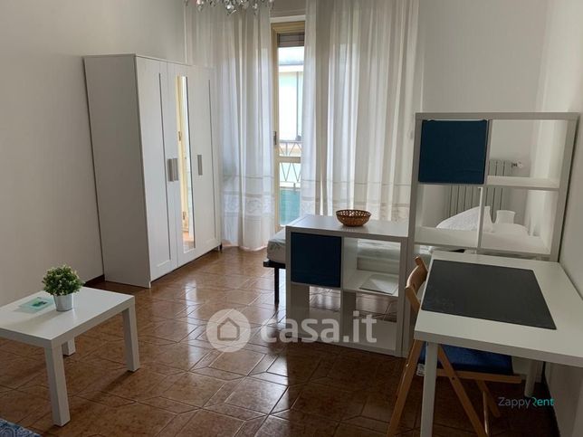 Appartamento in residenziale in Via Rutilia