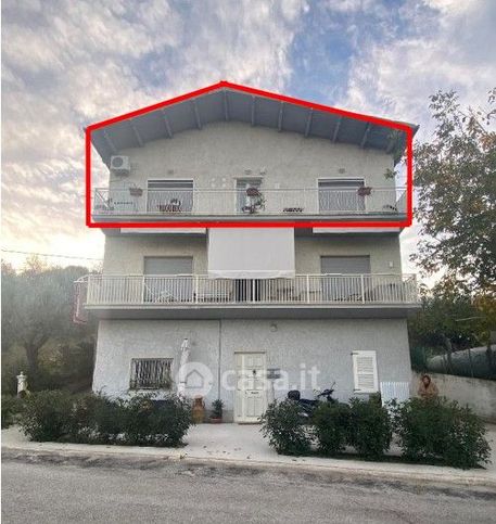 Appartamento in residenziale in Via Dei Colli 31