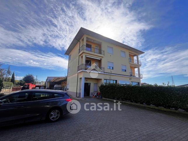 Appartamento in residenziale in Via Lonato 96